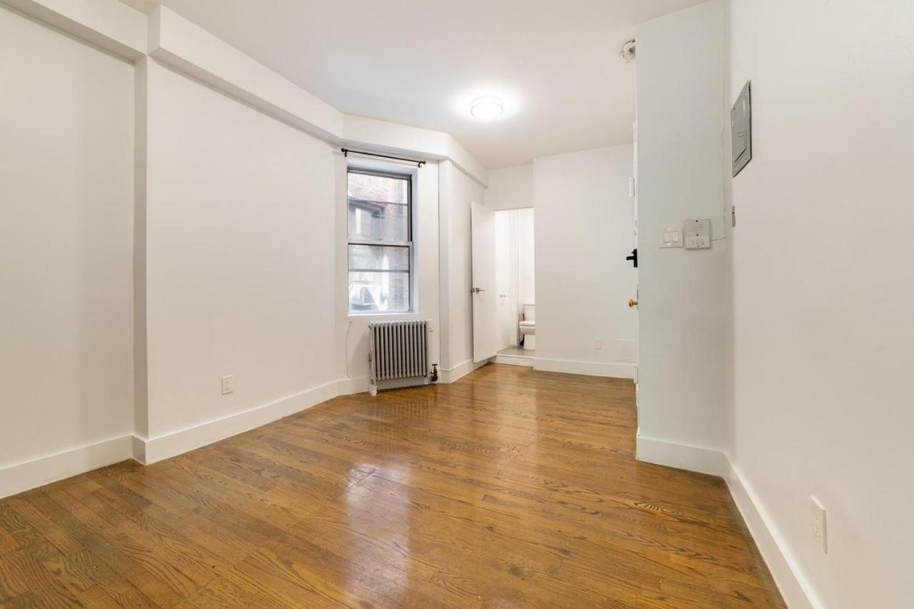 Apartment 1412: East Village *